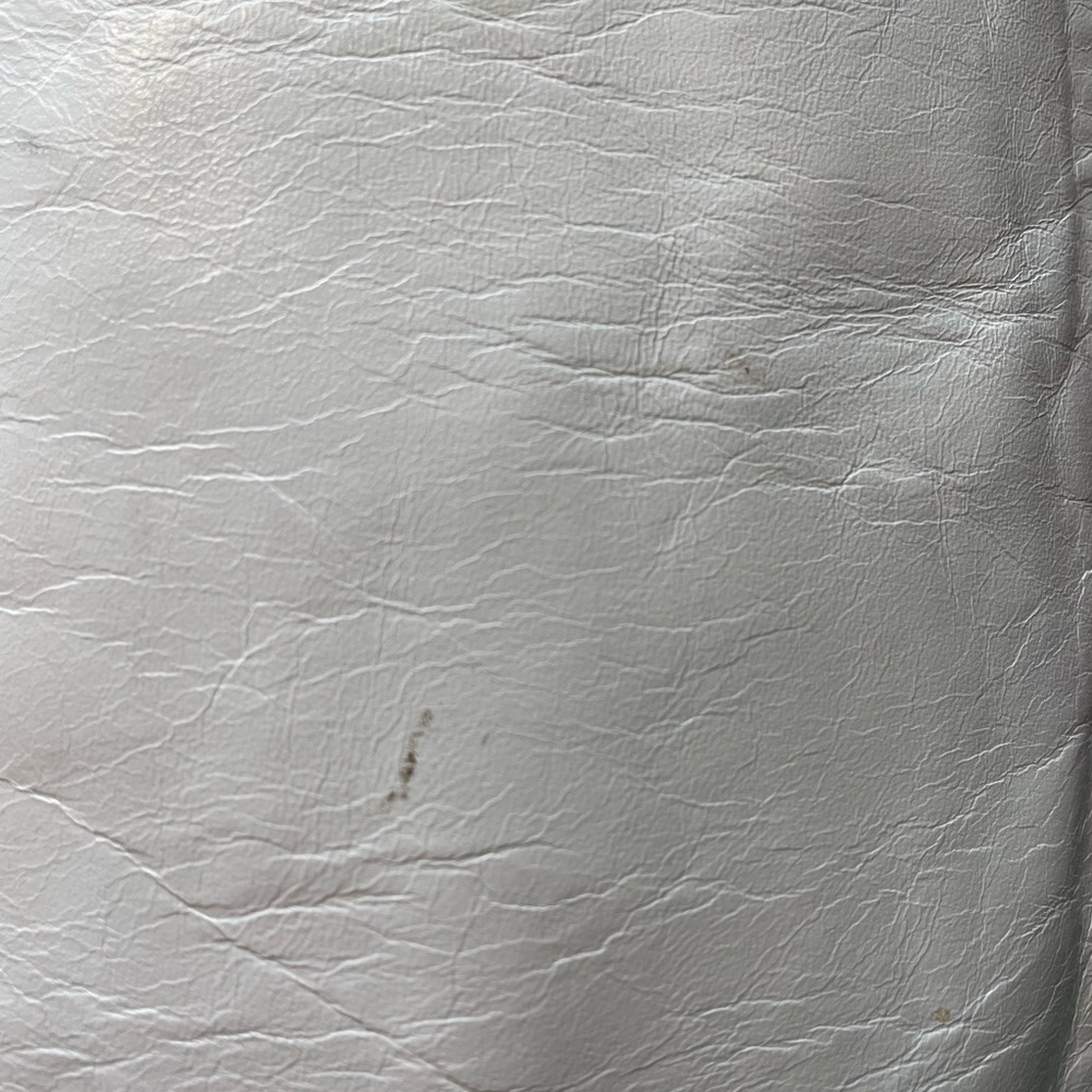 Miu Miu white leather hobo bag - Picture 6 of 15